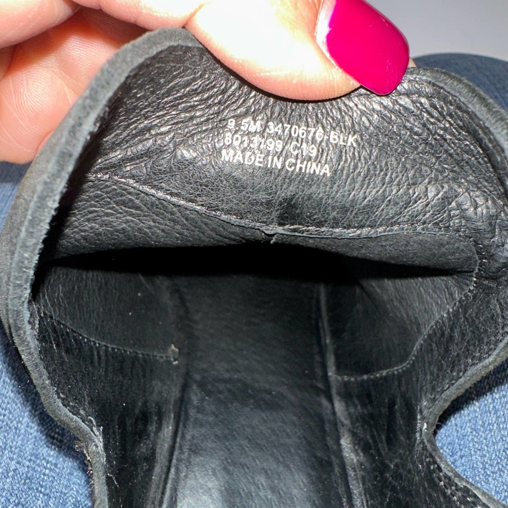 Karen Scott Women's Black Suede Ankle Booties  7.5M EUC Like New - Picture 6 of 8
